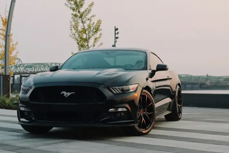 FORD Mustang Dark Horse 5.0 V8