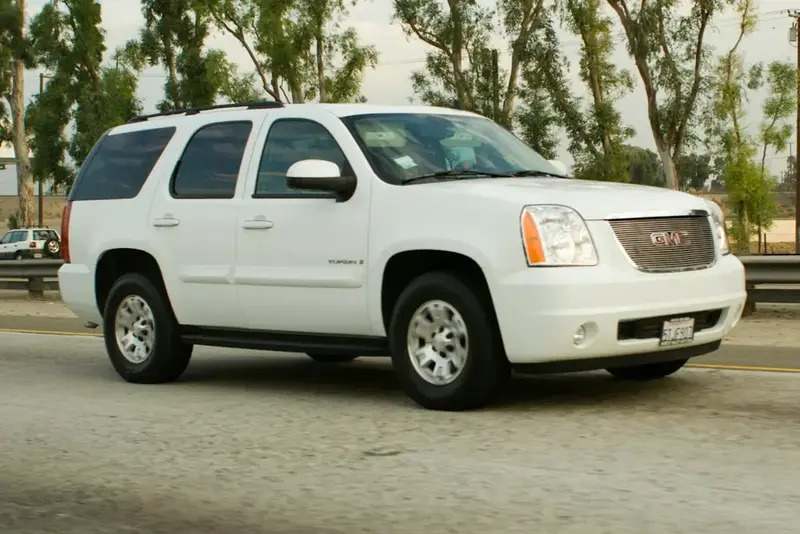 GMC Yukon Denali Ultimate 6.2